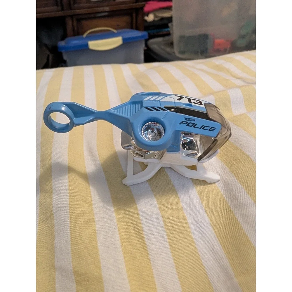 Hot Wheels Sky Fi Vtol 713 HW City Works Police Helicopter 2017 1:64 Blue